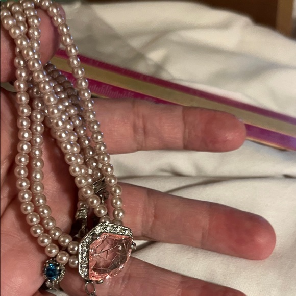 Elegant Pink Gemstone Choker Necklace - Picture 2 of 4